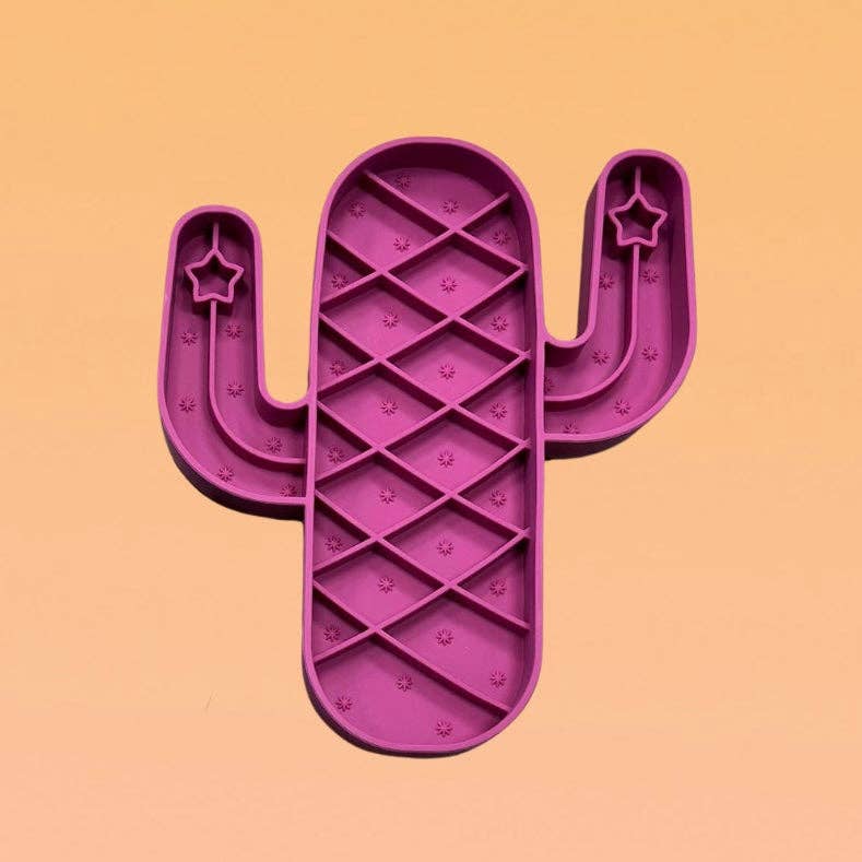 Cactus feeder charcuterie