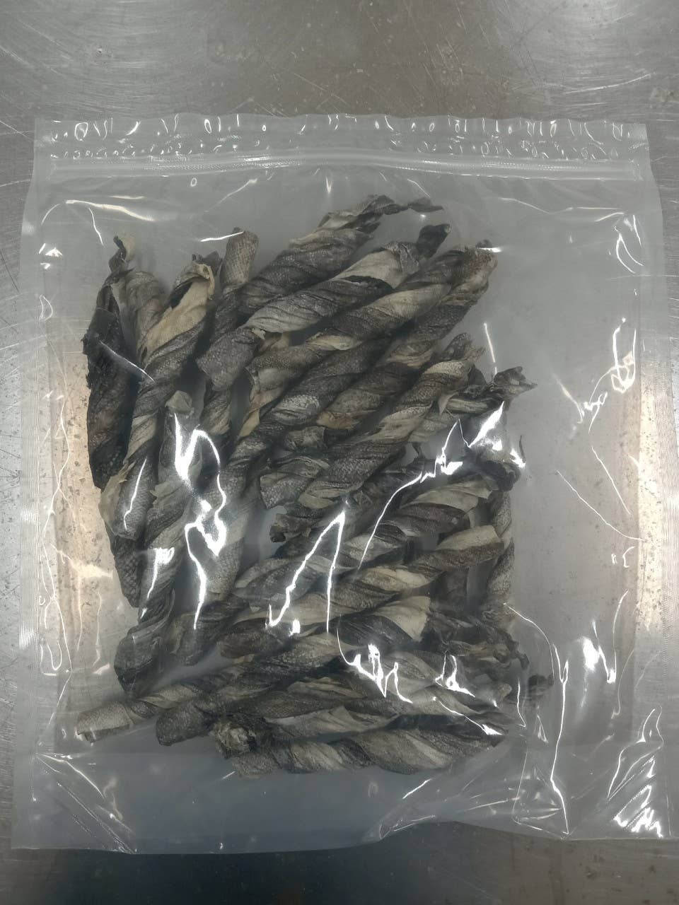 Codfish Skin Rolls 6-10 inch